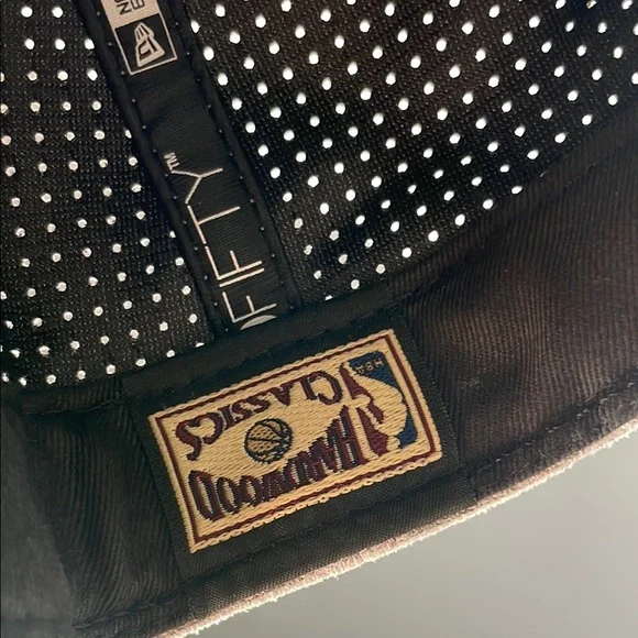 Bulls New Era Gray Suede Cap - Picture 10 of 11